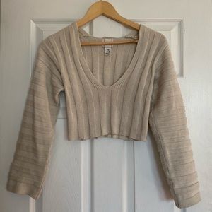 Urban Outfitters Cropped V neck Sweater
